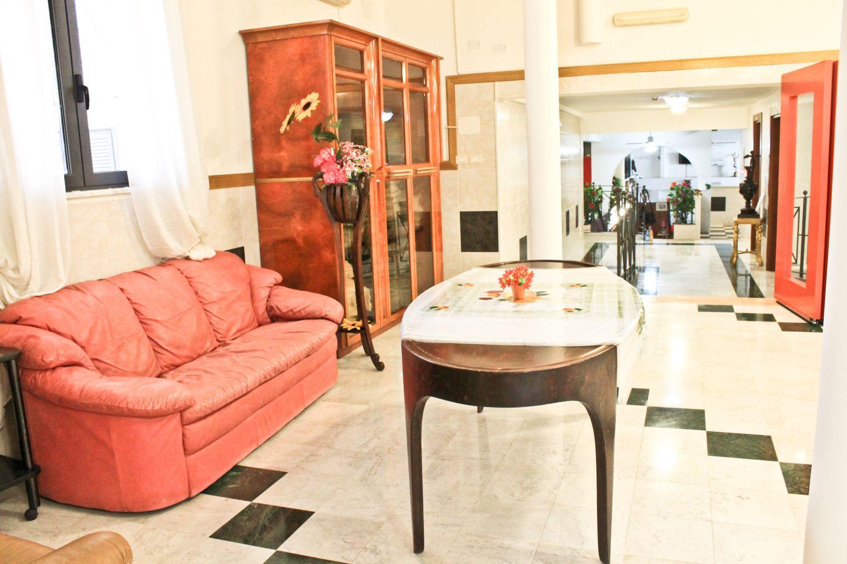 Palace Nardo Rom